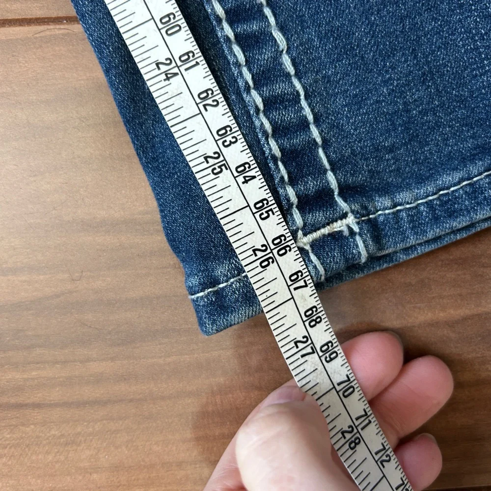 True Religion Jennie Big T Curvy Straight Jean - Picture 8 of 8